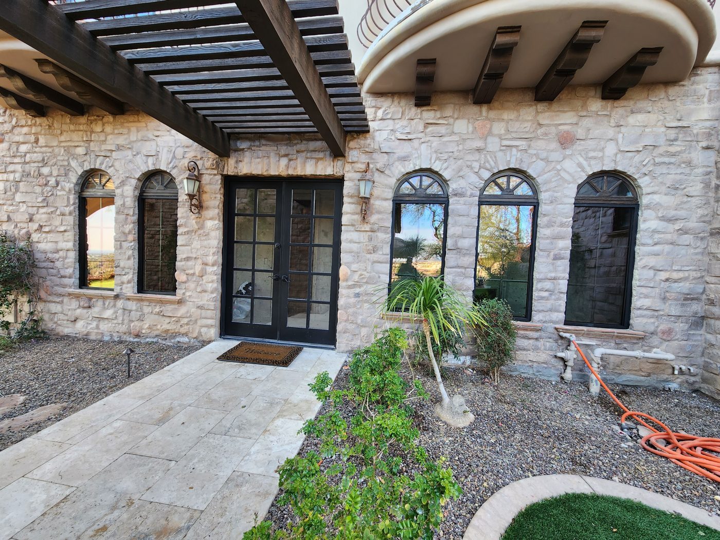 Custom glass installation, Mar 2023, Phoenix metro by Mad Touch Glass
